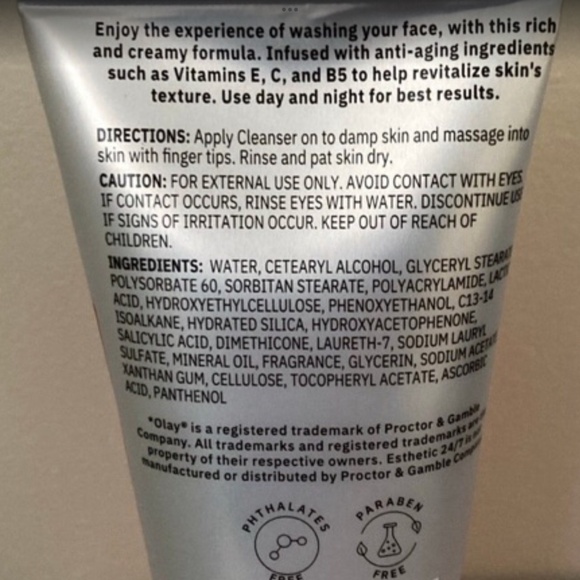 ESTHETIC CLEANSER and EXFOLIATE - Picture 2 of 3